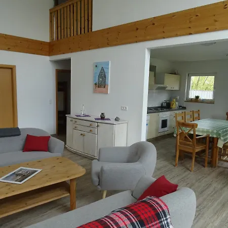 Ostseeblick * Hohen Schoenberg